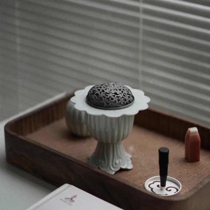 瓷器口-湖田影青流纱行炉 小裙摆香炉 香K道 炉瓶三事 香篆 空熏