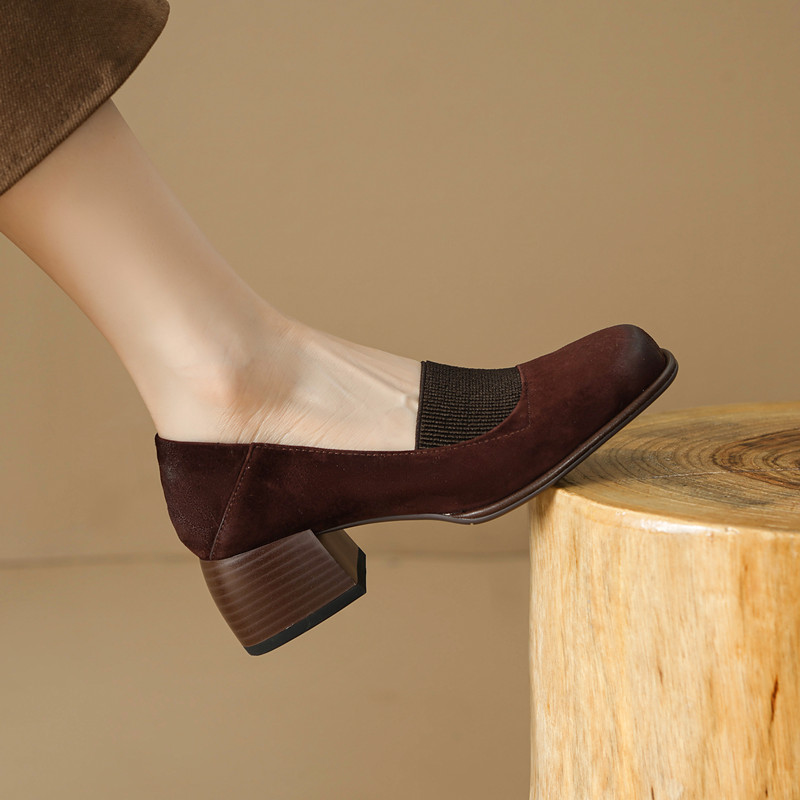 2023秋季新款真皮粗跟圆头擦色小皮鞋女高跟P棕色复古针织懒人单