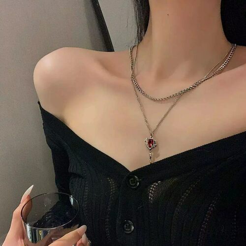 暗黑系轻奢玫瑰毛衣链女