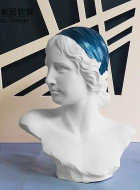欧式砂岩人物蓝色少女艺术雕像摆件酒店会所售楼部客厅装饰品摆设