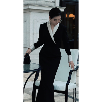 芈莱尤优——新款【序章】优雅黑白拼色正肩修身连衣裙L25-5414