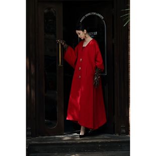 608 芈莱尤优— 三粒扣羊毛风衣F22 系列红色阔版 星河映雪