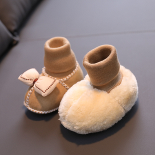 仿皮毛一体宝宝鞋 软底袜套蝴蝶结女0 12个月 袜婴儿保暖秋冬季