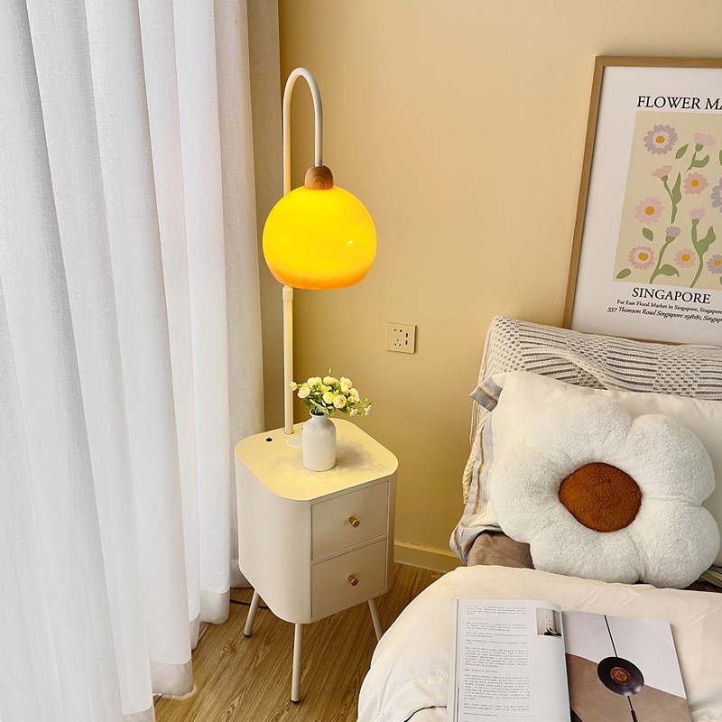 北欧卧室落地灯床头柜带灯一x体家用创意个性小户型客厅收纳边几