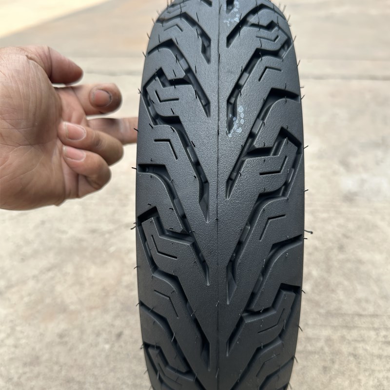 半热熔真空胎300-350-10前轮后90/90/110/120/130/70-12电摩轮胎