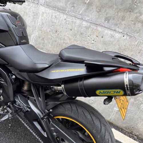 适用于黄龙BJ/BN600 改装尾部双出中段 搭配SC 天蝎小六角排气管