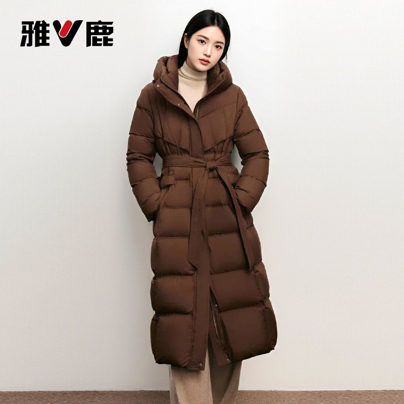 雅鹿长款羽绒服女冬季新款加厚连帽带腰带休闲系带修身收腰外套