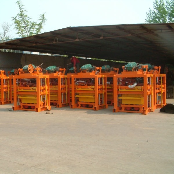 QTJ4-40 hollow block machine 胜亚QTJ4-40 制砖机 空心砖机