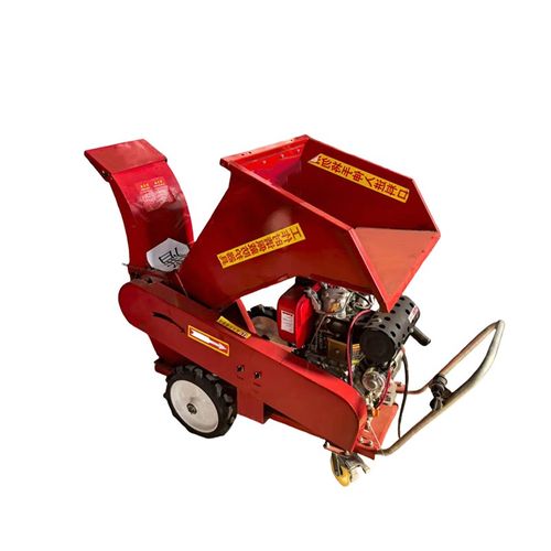 大型树枝粉碎机果园林碎枝干湿两用小型移动式玉米秸秆木材破碎机