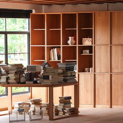 山美九度实木书柜集成整墙排客厅展示组合柜玻璃门高窄柜樱桃木
