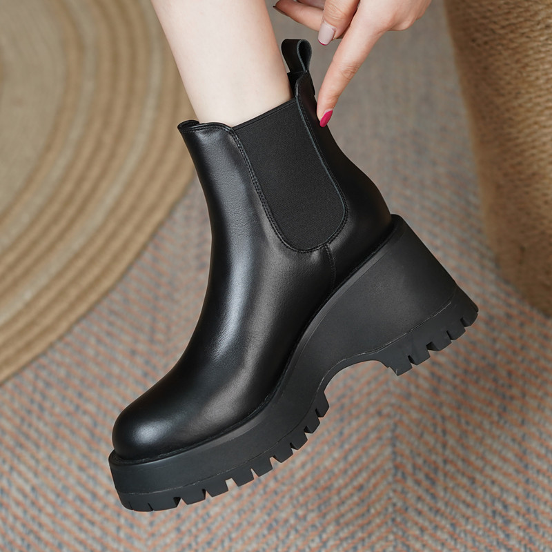 2021冬季新款真皮n厚底松紧带白色马丁靴女坡跟松糕底圆头百搭短