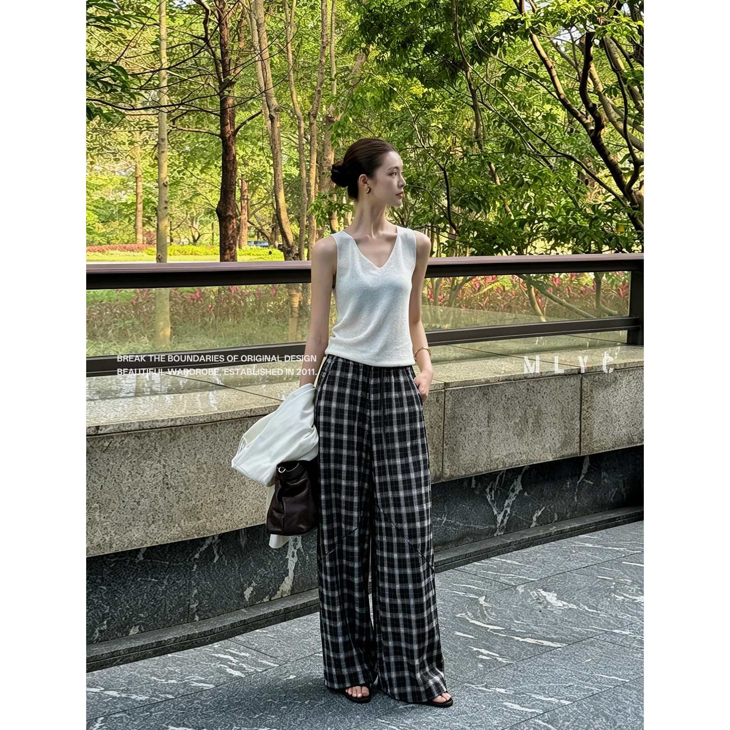 泡芙&middot;美丽衣橱【雾屿格】黑白格纹通勤松紧腰立体拼接慵懒休闲裤
