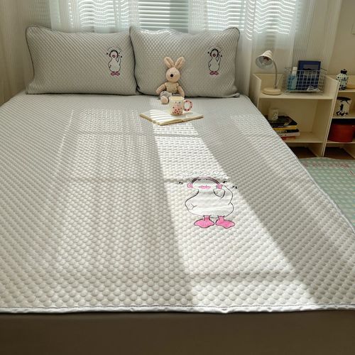 2024新款冰豆豆冰丝凉席三件套夏季可水洗学生宿舍夏天空调软席子