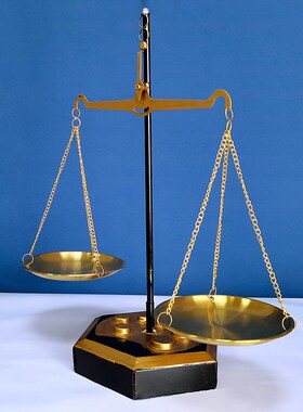 创意天平秤全金属桌面装饰摆件律师办公H商务礼品手工艺品书房摆