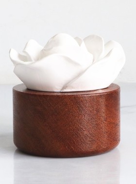 室内香氛精油石创意家居香薰木底座石膏玫瑰花车载扩香石摆件