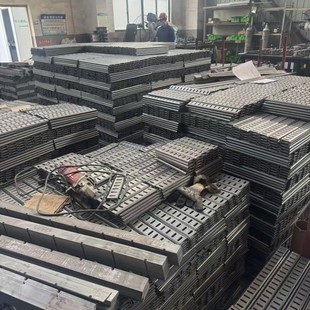 定制船用船舶拖线支架辊压设备 电缆拖架冷弯成型机