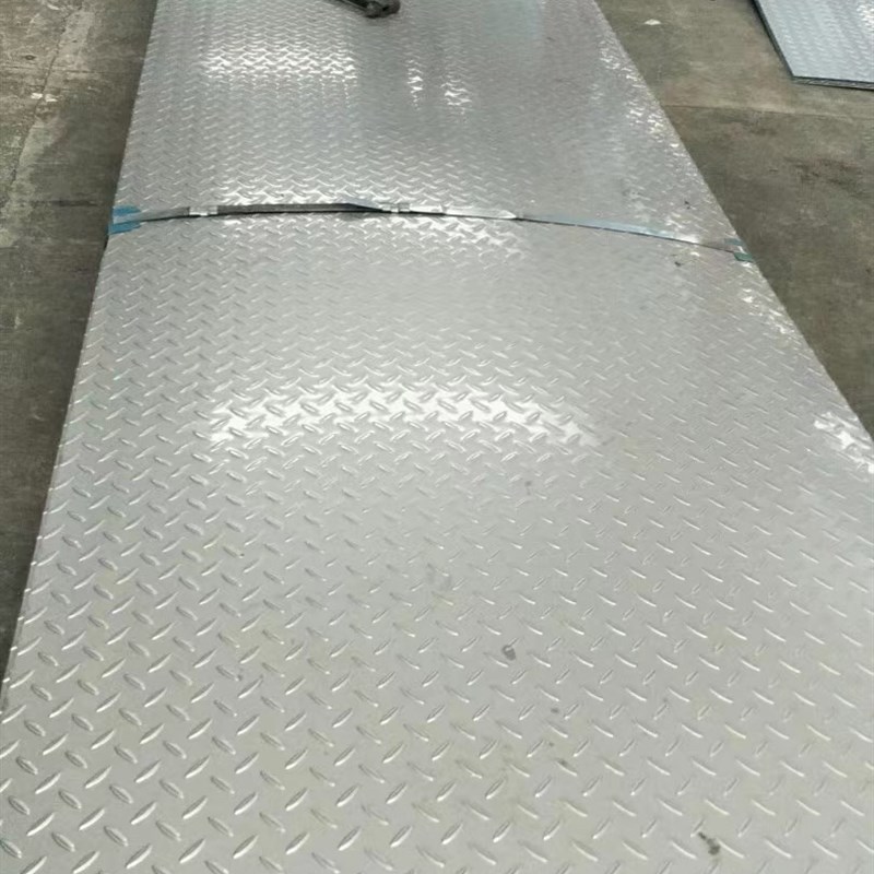 不锈钢花纹板 激光任意切割折弯 防滑板 楼梯踏步折弯 201不锈钢