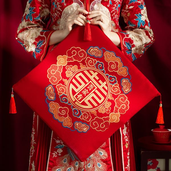 跪垫结婚敬茶一对跪拜磕头改口敬酒喜垫婚礼高档红色刺绣喜字坐垫