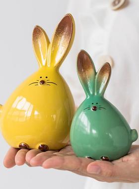 景德镇创意陶瓷摆件装饰桌面礼品简约小众可爱瓷器客厅电视柜摆设