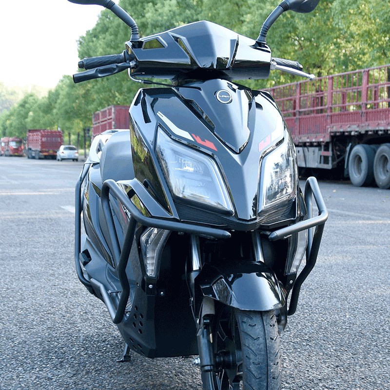 适用望江U2-150踏板车保险杠v防摔护杠力帆赤狐150LF150T-5A前后