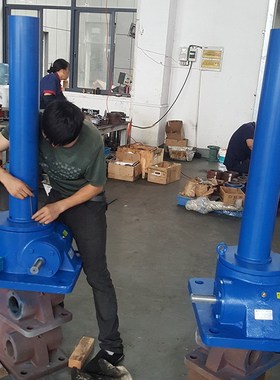 单台使用组合只用SWtL蜗轮丝杆升降机无噪音多功能自锁