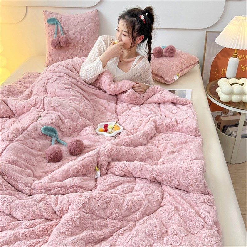 塔芙绒韩式小清新小樱桃抱枕被办公室午睡枕头汽车载空调毯二合一