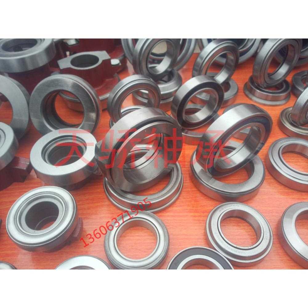 QC万向离合器农机汽车分离轴承 9688211 986813 986808 986809K