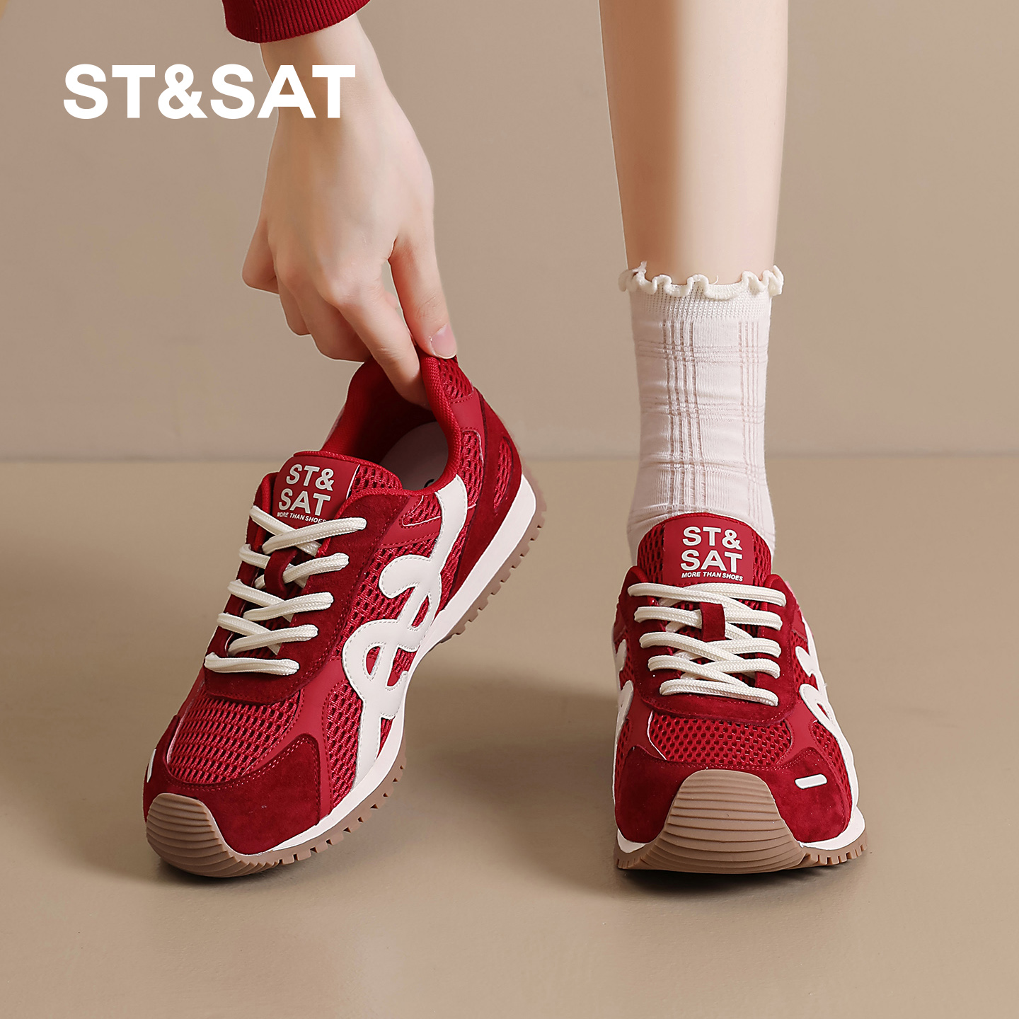 星期六官方旗舰店德训鞋女