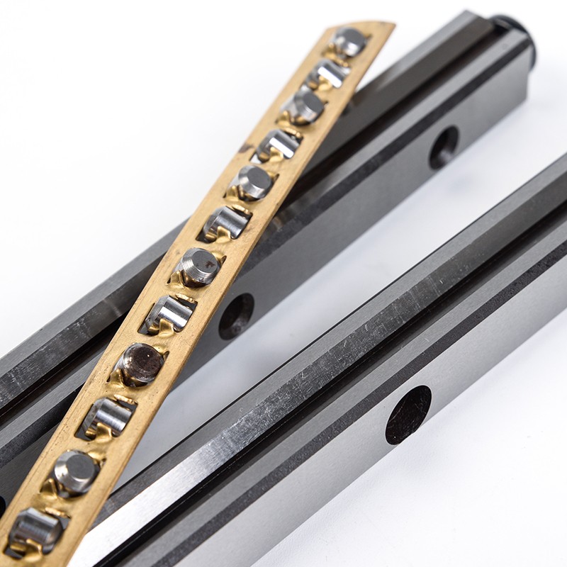 优质滚珠交叉滚子导轨保持架滑动直线V型火花线轨高精度 侧装普通