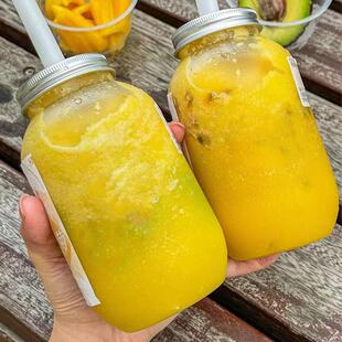 网红一次性奶茶杯家用可循坏使用食品级定制商用带盖外带塑料瓶子