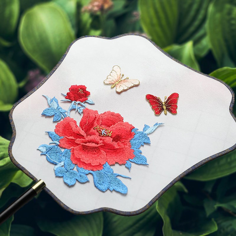 故宫刺绣贴汉服装饰牡丹花绣片旗袍辅料带背胶熨烫布贴衣服中国风