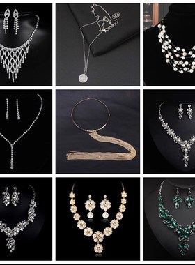 样板间衣帽间首饰项链耳环戒指衣柜陈列梳妆台软装家居装饰品摆件