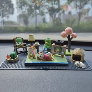 车内饰品摆件卡通个性 饰微缩场景车载用品可爱创意 汽车中控台装