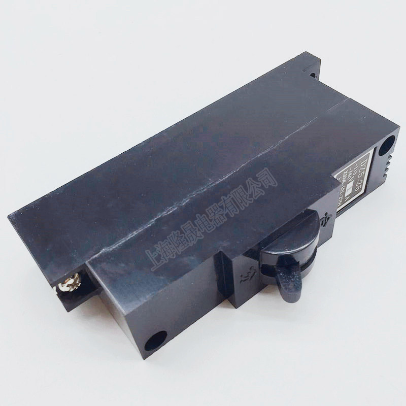 第三开关 自动空气开关DZ5-25 1A 10A 15 A 20A 25 A 断路器 380V