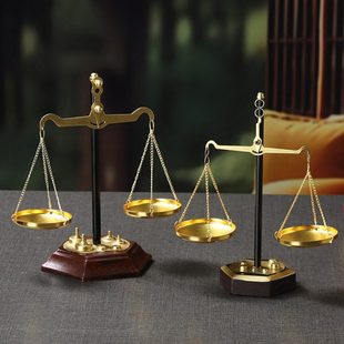 创意复古天平秤摆件玄关客厅金属工艺品公室桌面怀旧老式装饰品
