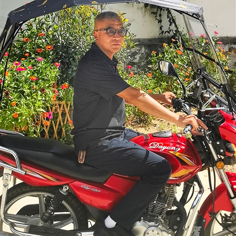 电动车雨棚新款电瓶车遮雨u棚可折叠收缩免安装雨棚摩托车挡风棚