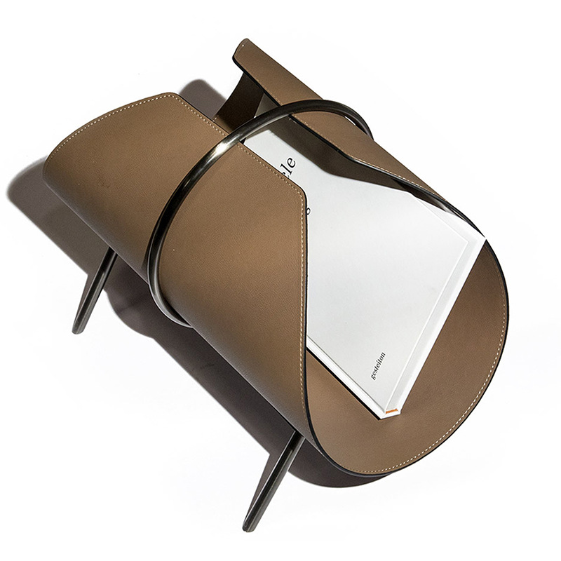 轻奢北欧现代金属皮革杂志报架家居沙发边角收纳储物创意提手书架