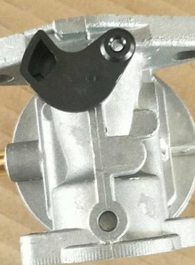 厂家零批特库姆塞百力通170化油器799868 498254 497314 498170