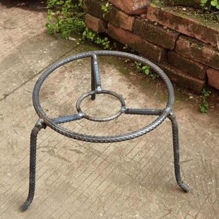 柴火炉三角架锅架老式传统柴火锅炉架生铁支架家用圆形火盆三脚架