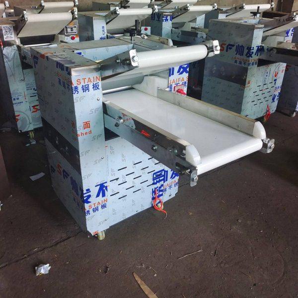 压面机 全自动多功能不锈钢商用立式压面皮机 揉面擀面压面轧面机,厨房/烹饪用具,面条机/压面机,淘宝优惠券,粉丝福利购,淘宝优惠卷