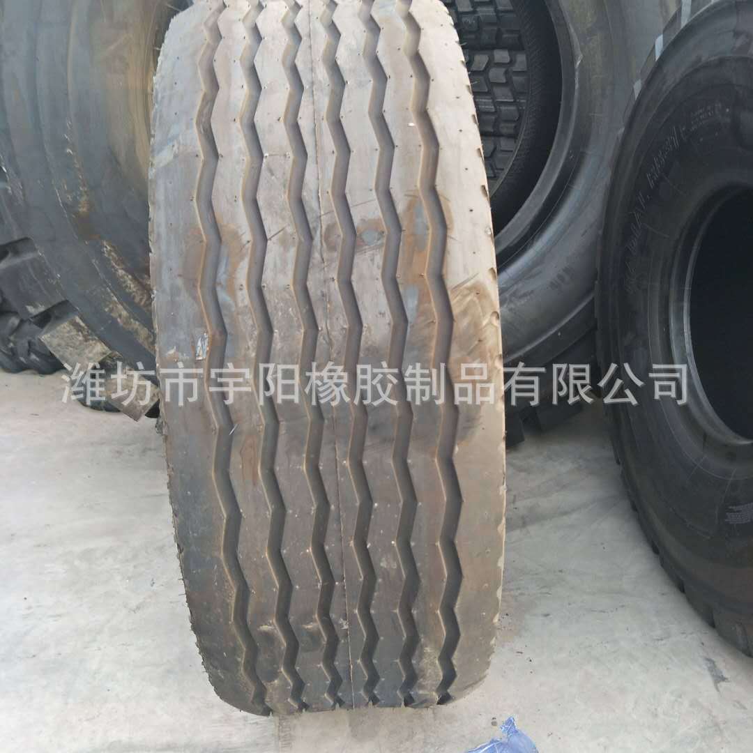 防陷加厚 21.00-25 沙漠花纹  吊车轮胎 装载机轮胎