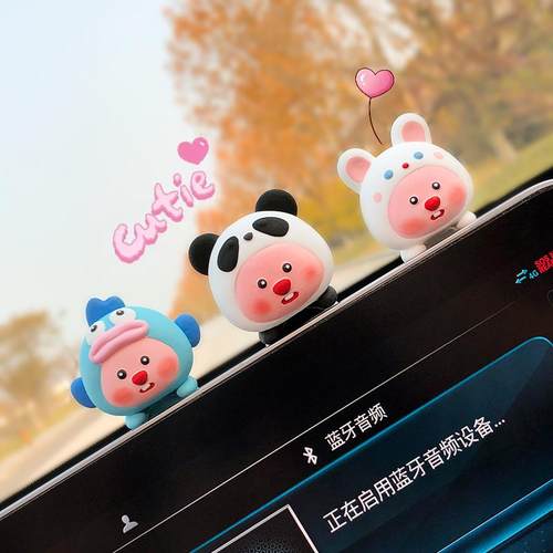 汽车屏幕趴趴摆件车内饰品可爱小海狸中控显示屏车载女生解压装饰