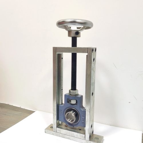 可调节轴b承座立式滑块UCT204 205 206带轴杆固定座支架上下滑动0