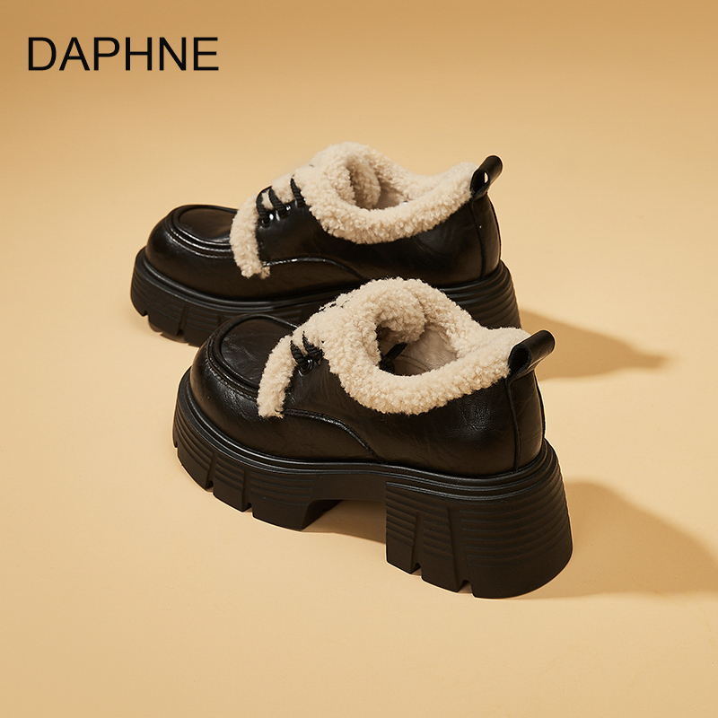达芙妮女鞋2025冬季新款潮流厚底增高黑色小皮鞋加绒保暖牛津鞋子