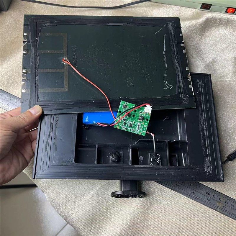 DIY太阳能板多晶硅光伏电池板电源灯发电板内置3节18650锂电池