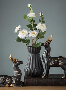 北欧简约花瓶鹿摆件家居饰品客厅酒柜装饰品房T间创意陶瓷电视柜