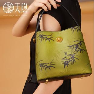 送妈妈的生日礼物母亲节国风实用给婆婆丈母娘长辈阿姨非遗礼品