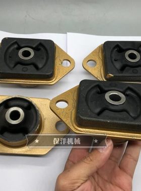 久保田U20 U25挖掘机D1105 V1505发动机机脚胶防震胶减震胶