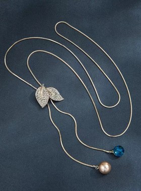 时尚叶子项链女h轻奢小众高级设计感锁骨链新款潮秋冬毛衣链女长