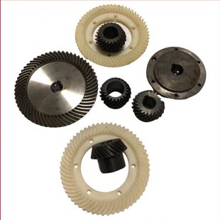 纺机配件 倍捻机配件 倍捻机齿轮箱配件 铁齿轮  铁伞齿 铁齿